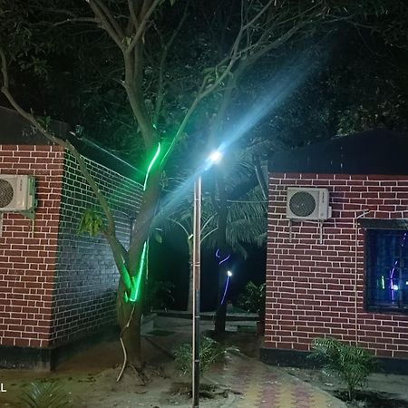 Modhubon Agro Tourism Hotell Bolpur Exteriör bild