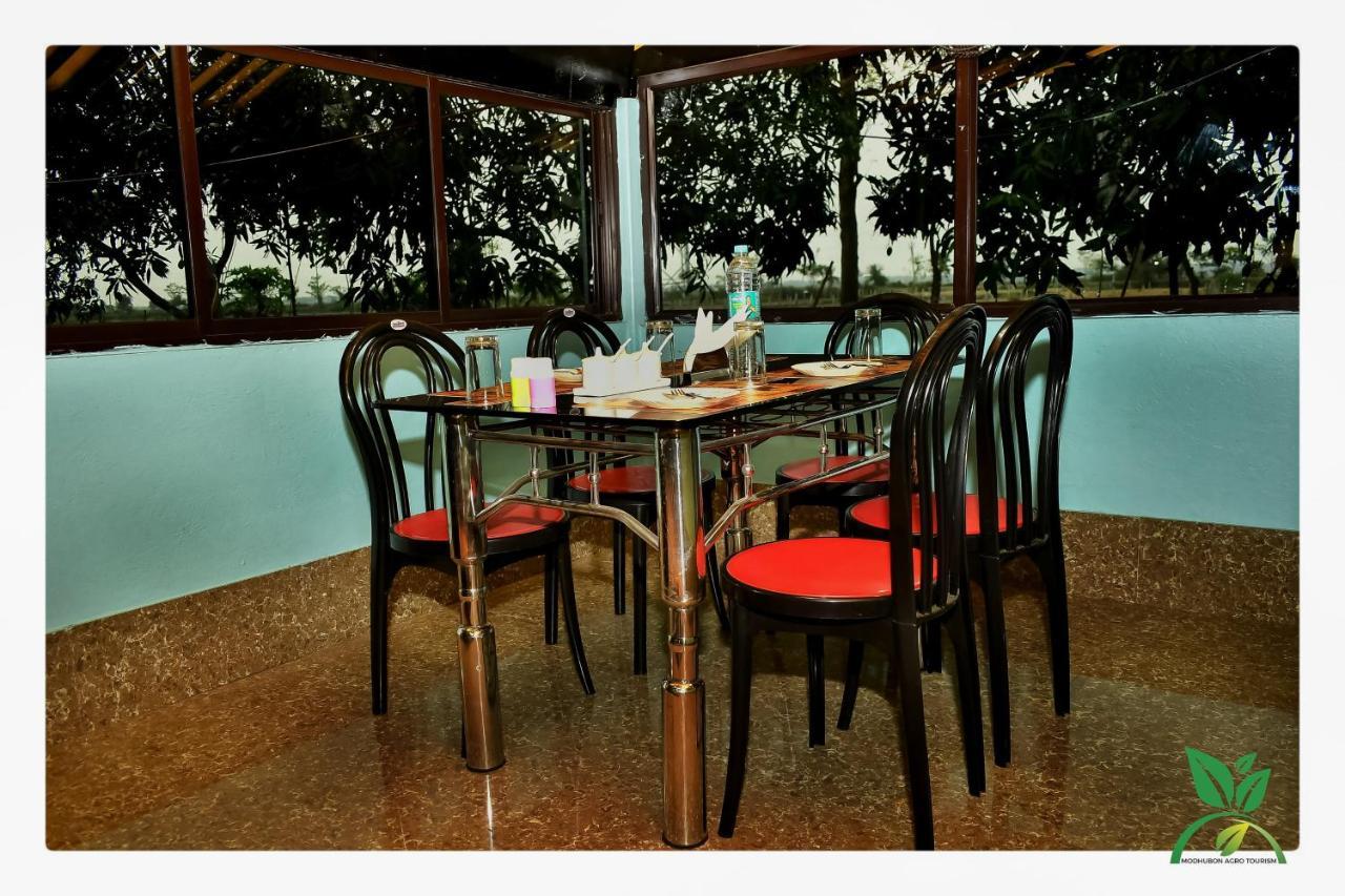Modhubon Agro Tourism Hotell Bolpur Exteriör bild