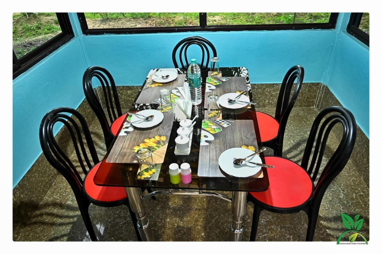 Modhubon Agro Tourism Hotell Bolpur Exteriör bild