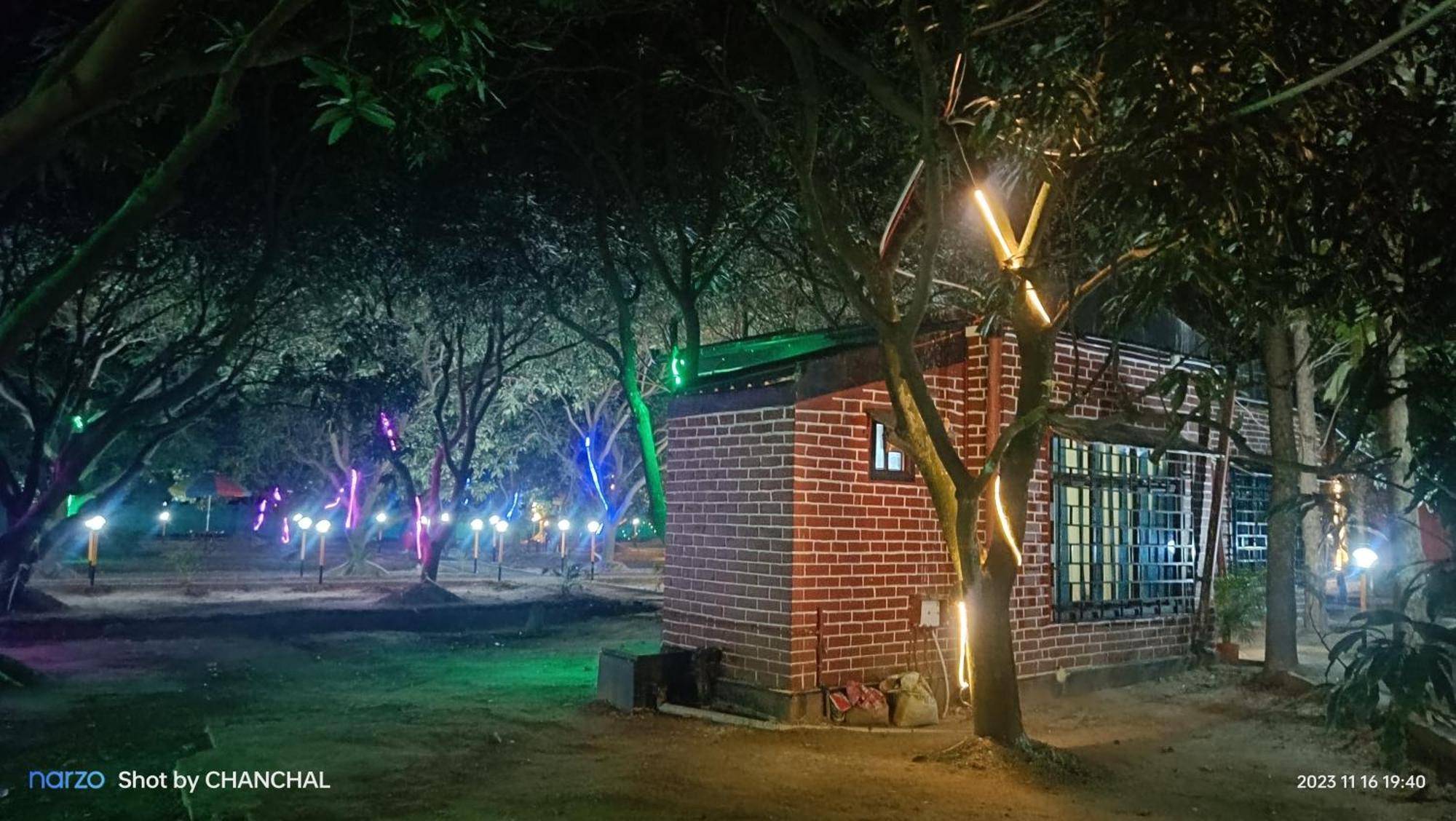 Modhubon Agro Tourism Hotell Bolpur Exteriör bild