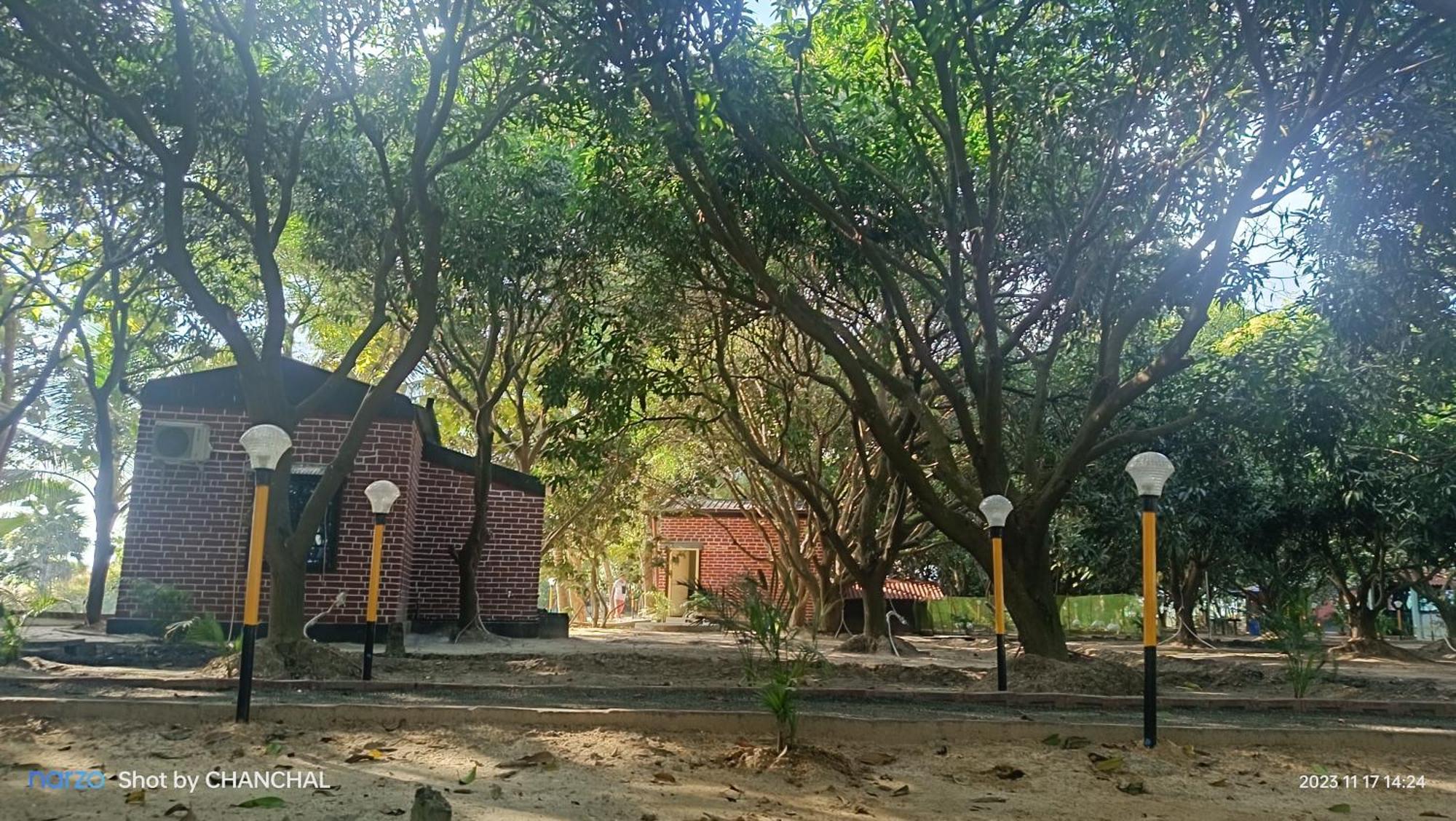 Modhubon Agro Tourism Hotell Bolpur Exteriör bild