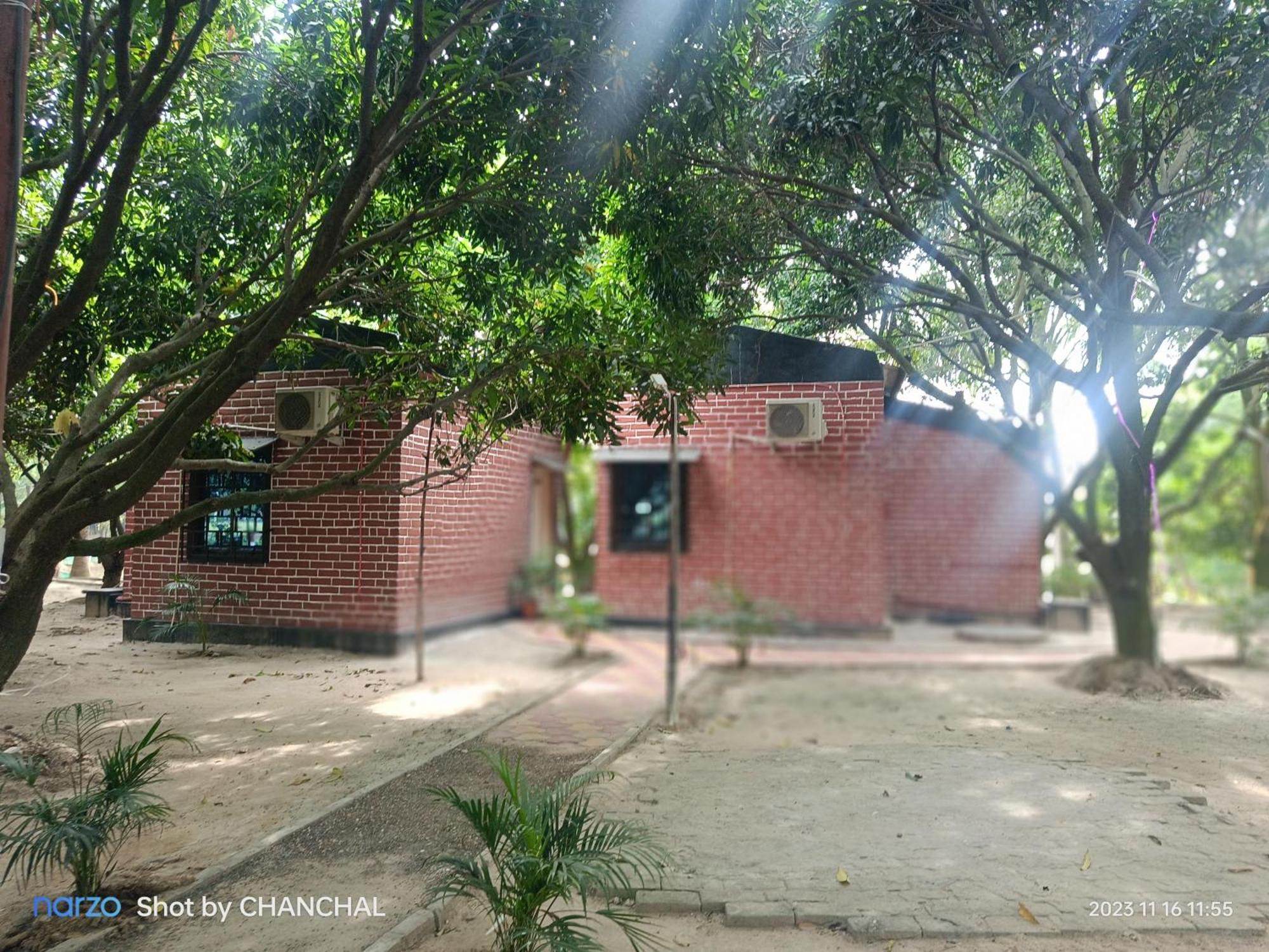 Modhubon Agro Tourism Hotell Bolpur Exteriör bild