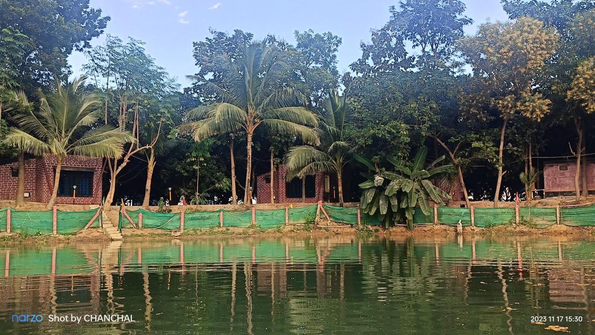 Modhubon Agro Tourism Hotell Bolpur Exteriör bild