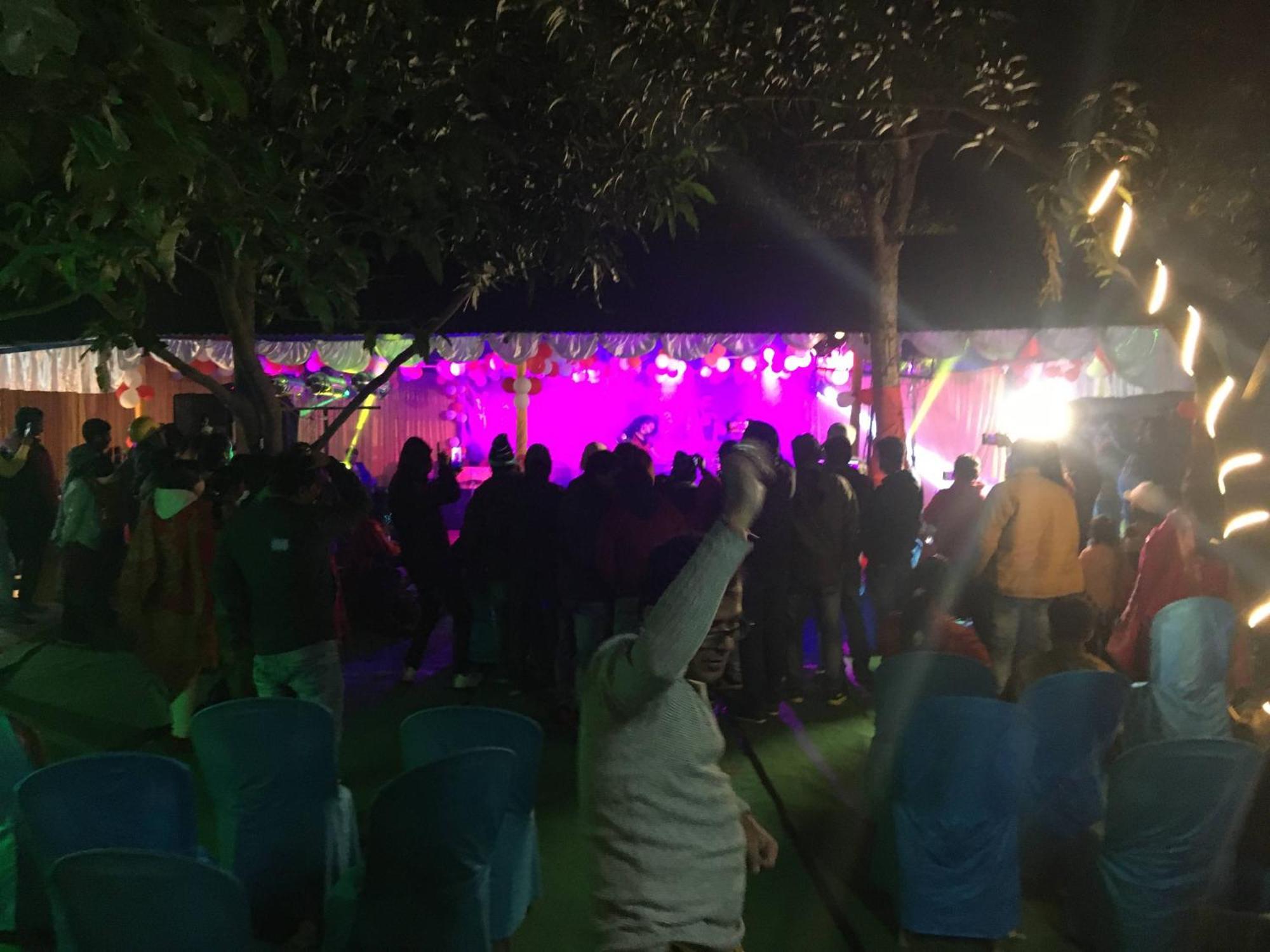 Modhubon Agro Tourism Hotell Bolpur Exteriör bild